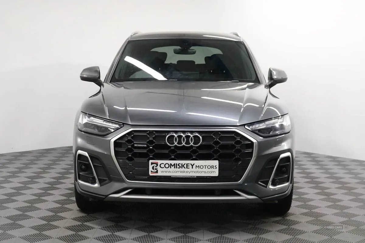 Audi Q5 TDI S Line - Image 2