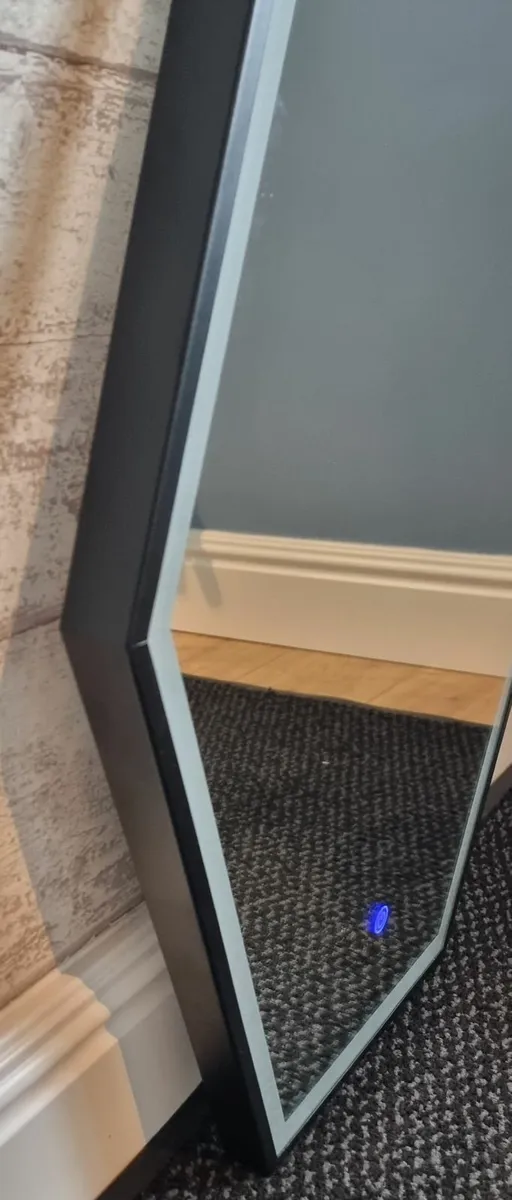LED Bathroom Mirror Demister Antifog Black Frame - Image 3