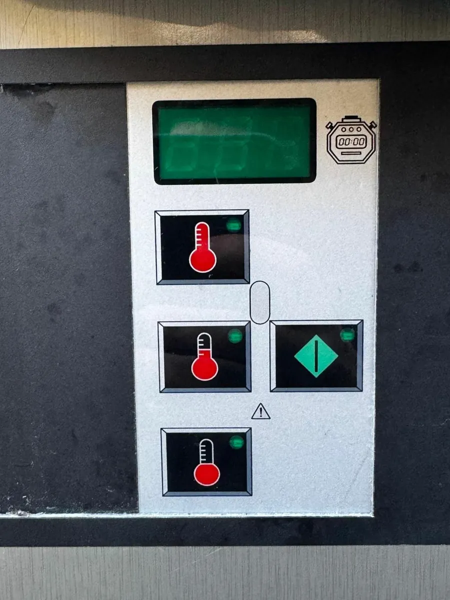 Lavamac LS300 Commercial Gas Dryer – 19.5 kW - Image 3