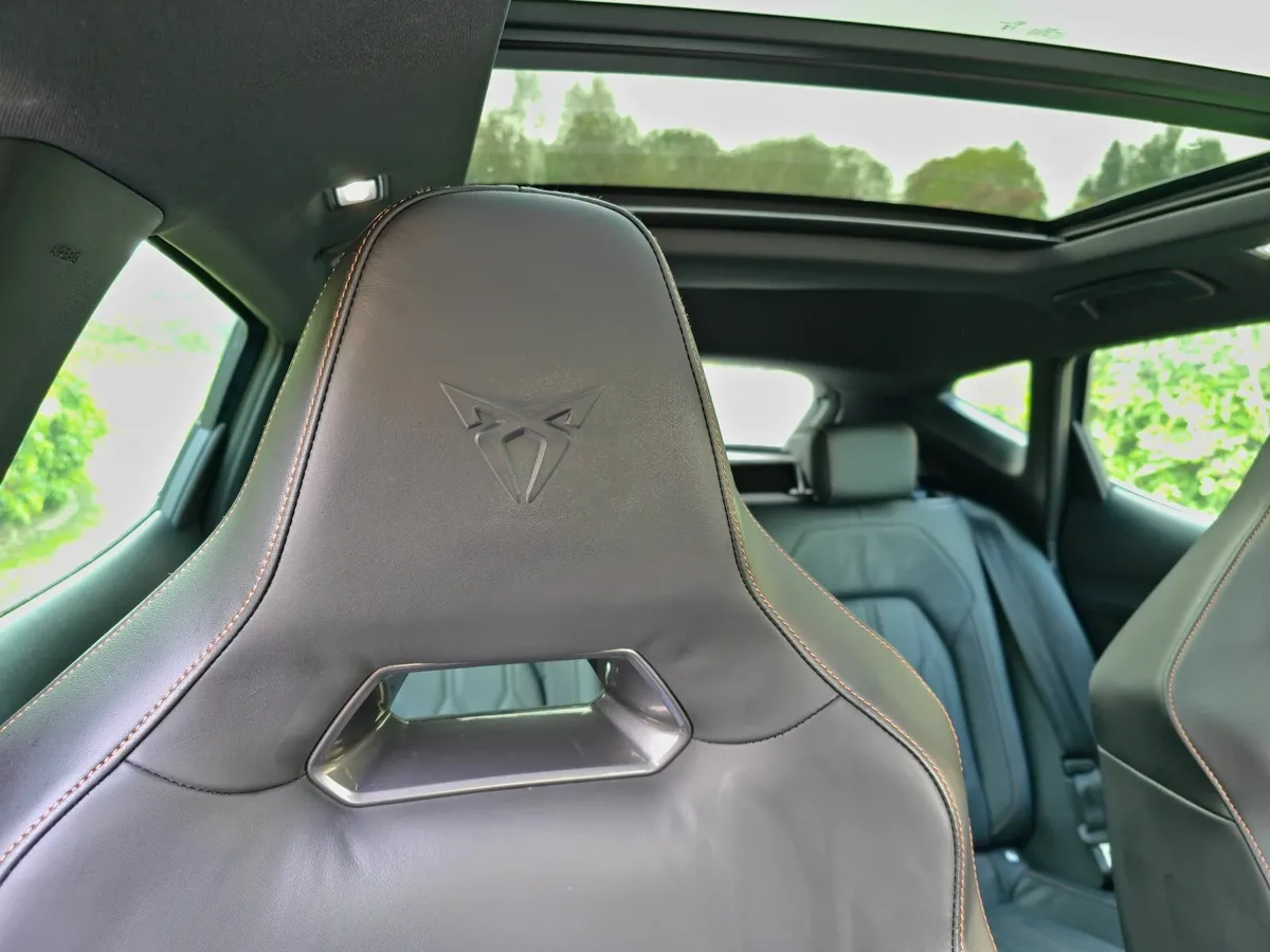 Cupra Formentor VZ (RARE) 245 BHP HYBRID 2023 - Image 3