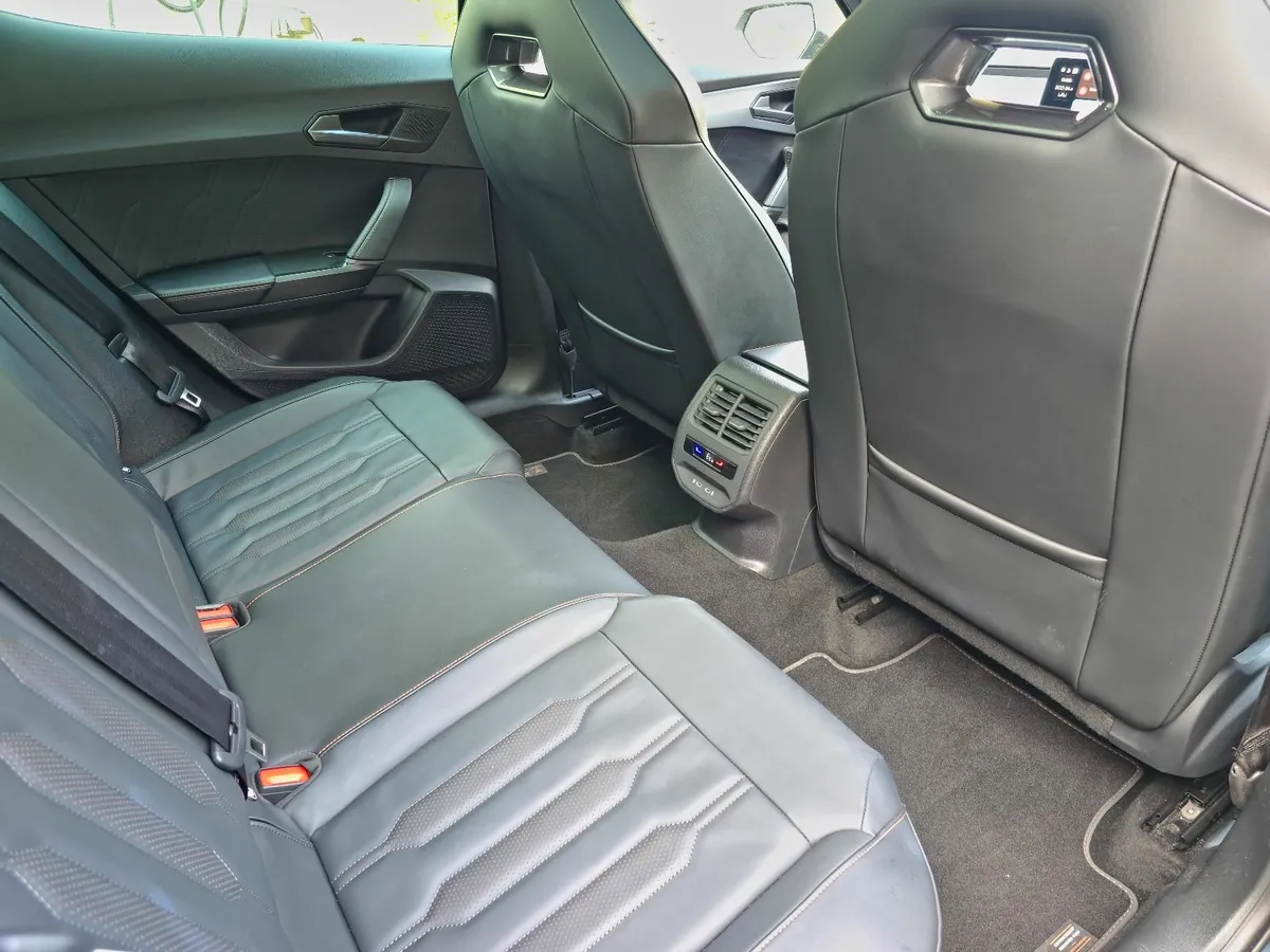 Cupra Formentor VZ (RARE) 245 BHP HYBRID 2023 - Image 4