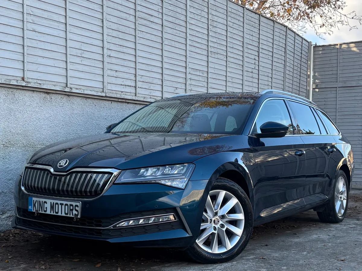Skoda Superb 2022 SE TECH IV PHEV DSG / LEATHER - Image 4