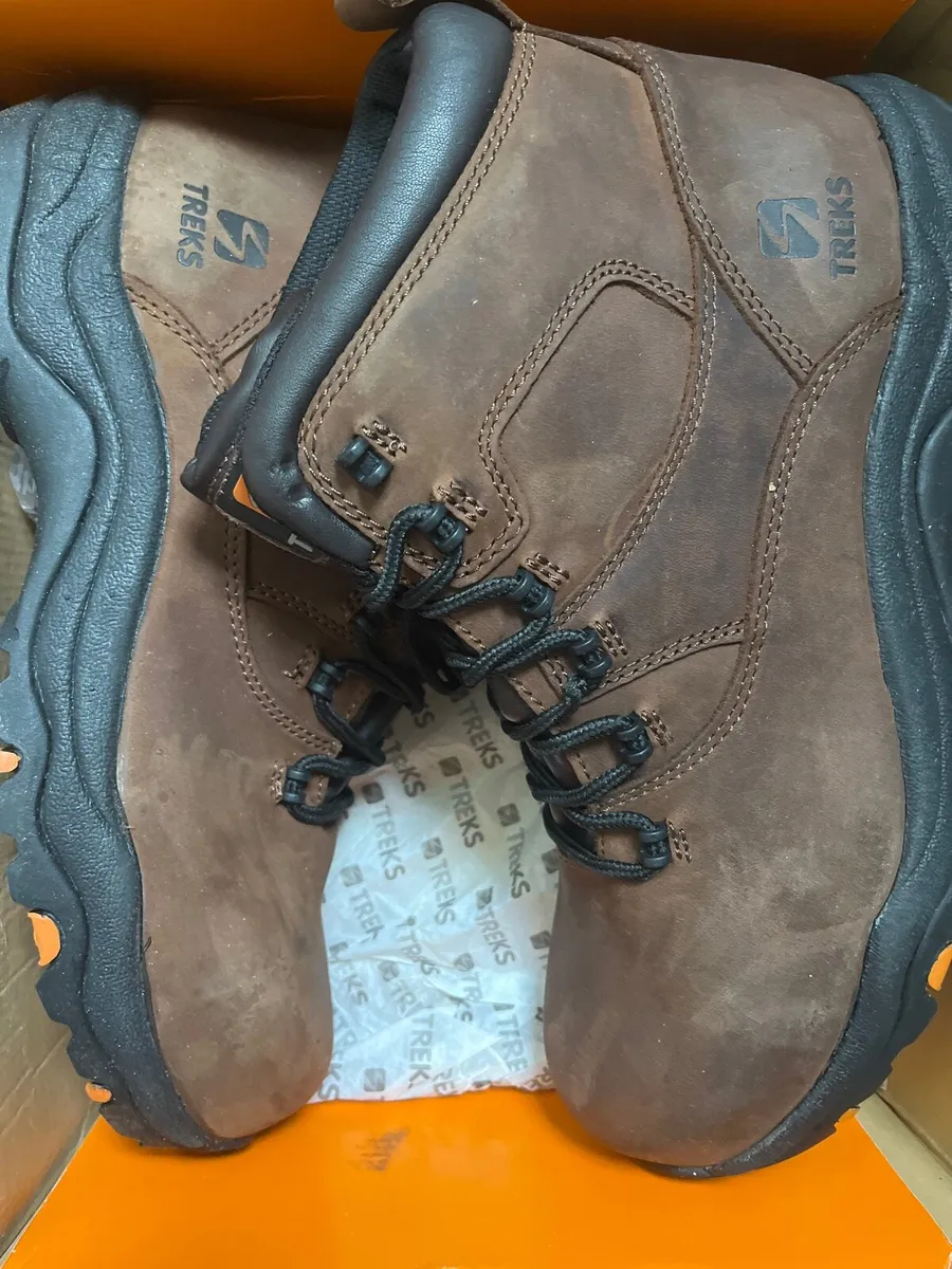 New boots for sale - Image 3