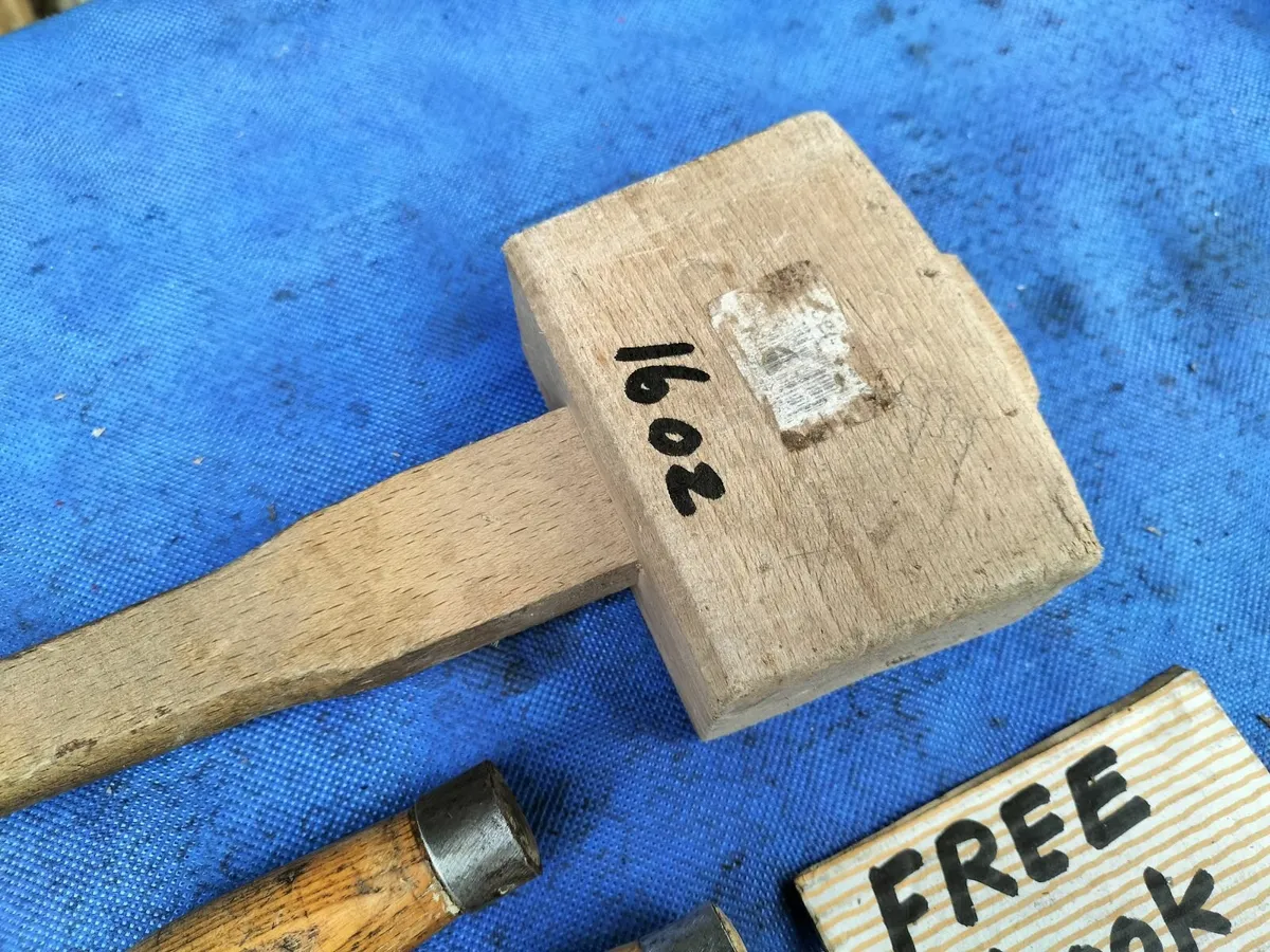 2 Mortice Chisels + Mallet - Image 3
