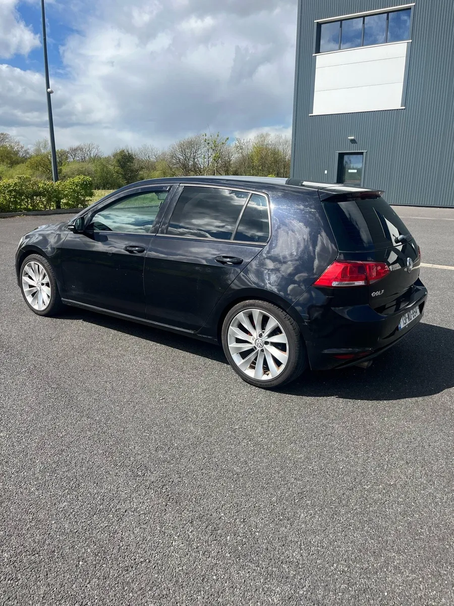 VW Golf Blue Motion Fresh NCT2026 - Image 3