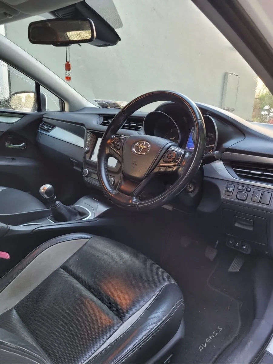 2017 TOYOTA AVENSIS 2.0 D4D - Image 4