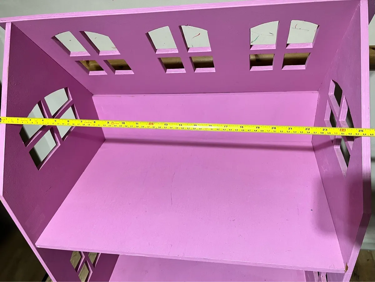 Heavy wooden doll house - Image 4