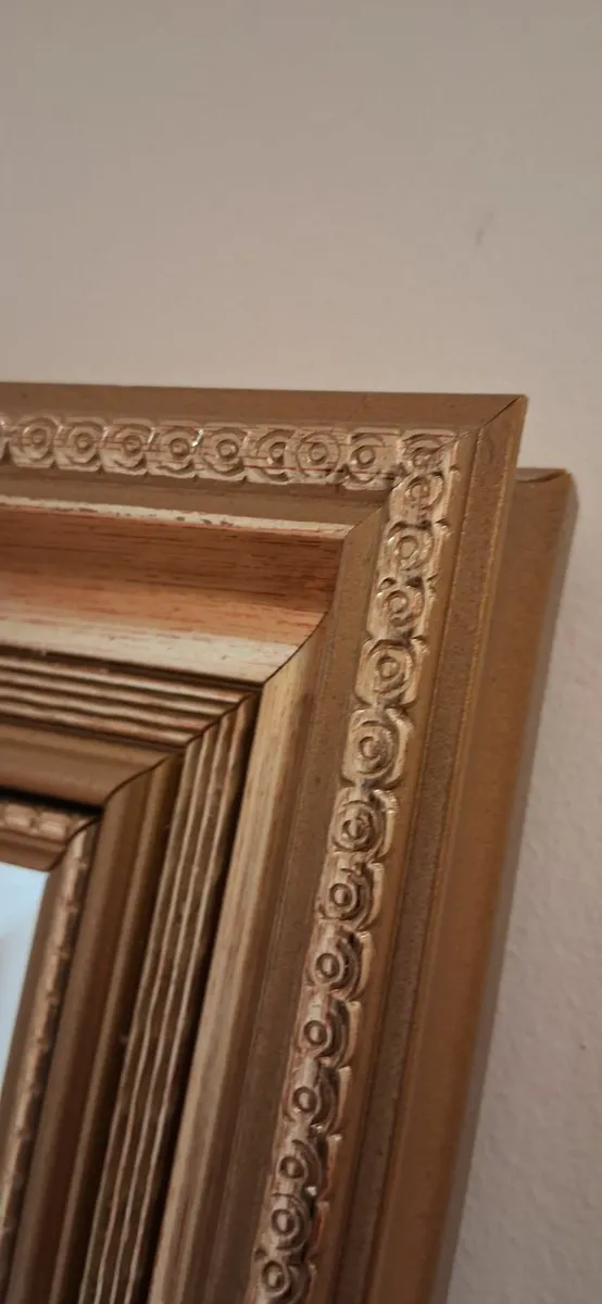 Gilt framed mirror - Image 2
