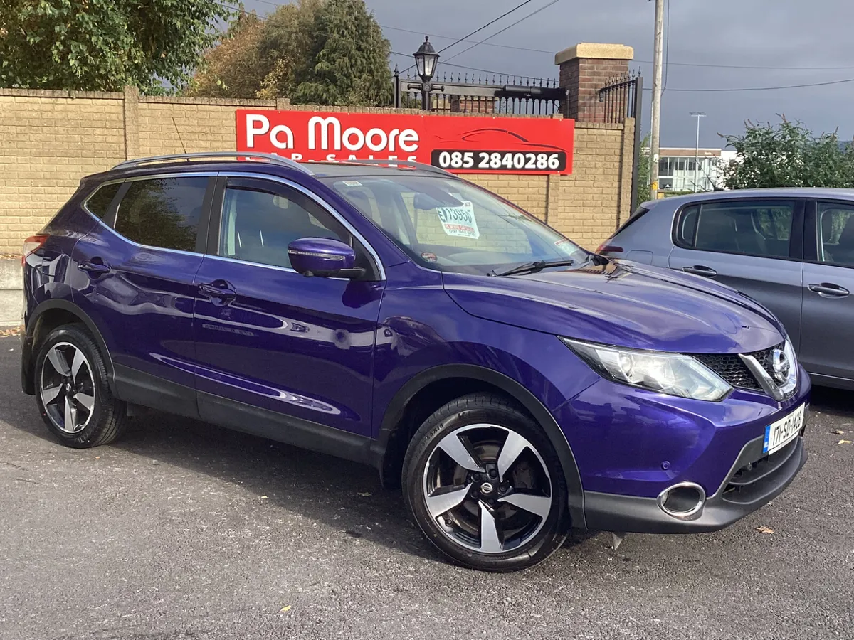 Nissan Qashqai ** CAMERA * SAT NAV - Image 2