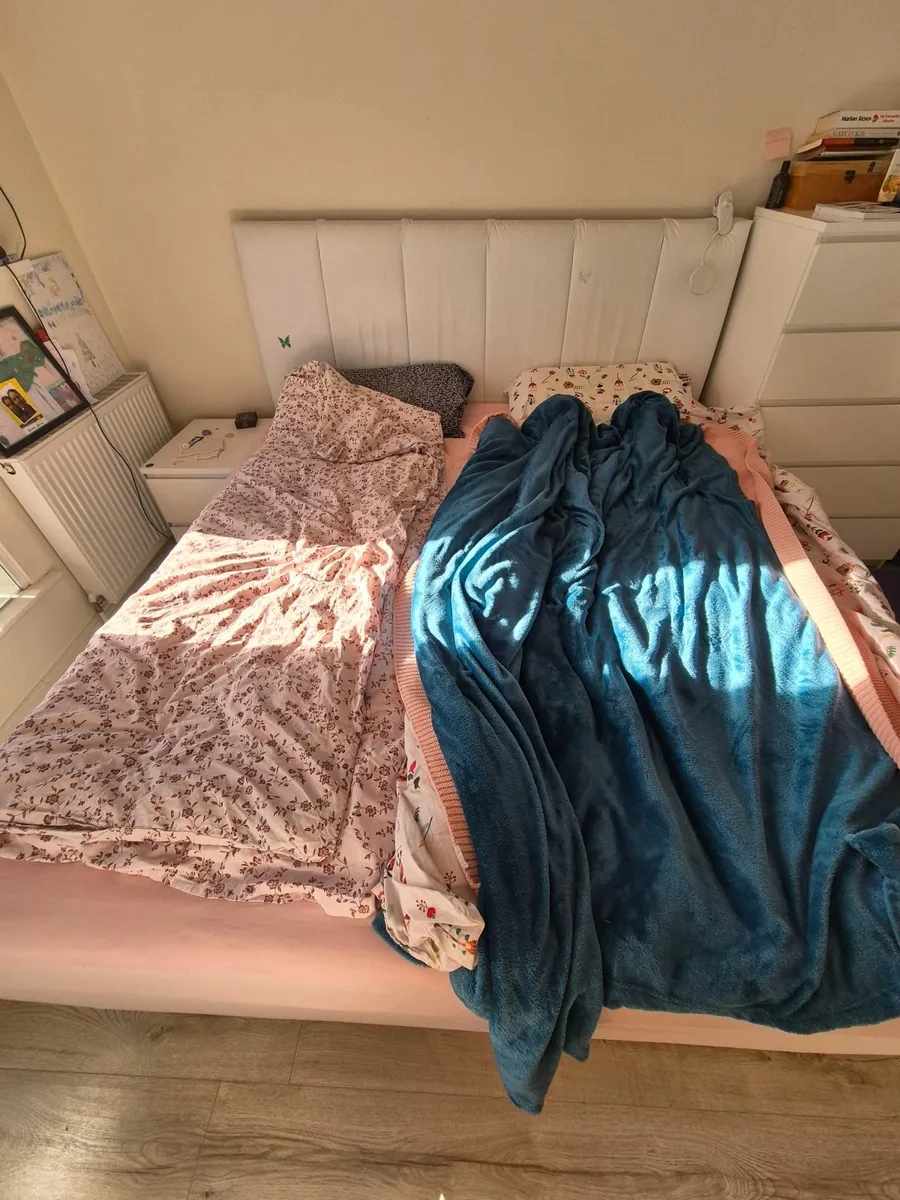 6ft bed base and head board - Image 2