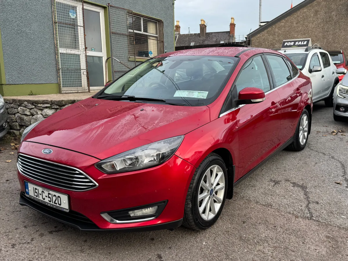 Ford Focus Titanium low mileage - Image 4