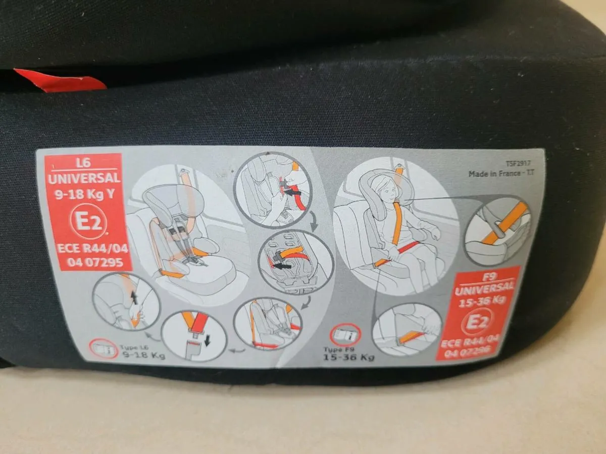 Child Car Seat - Image 2