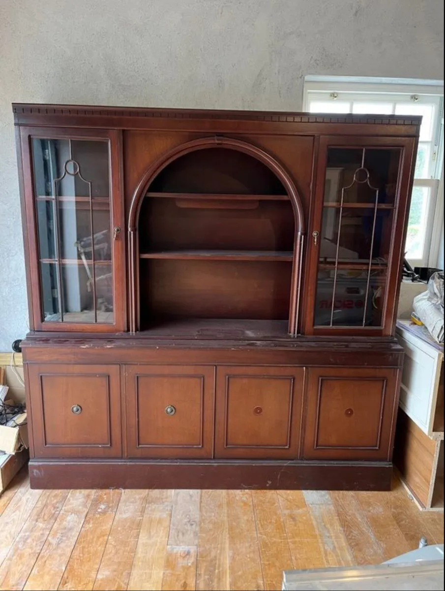 Display Cabinet - Image 1
