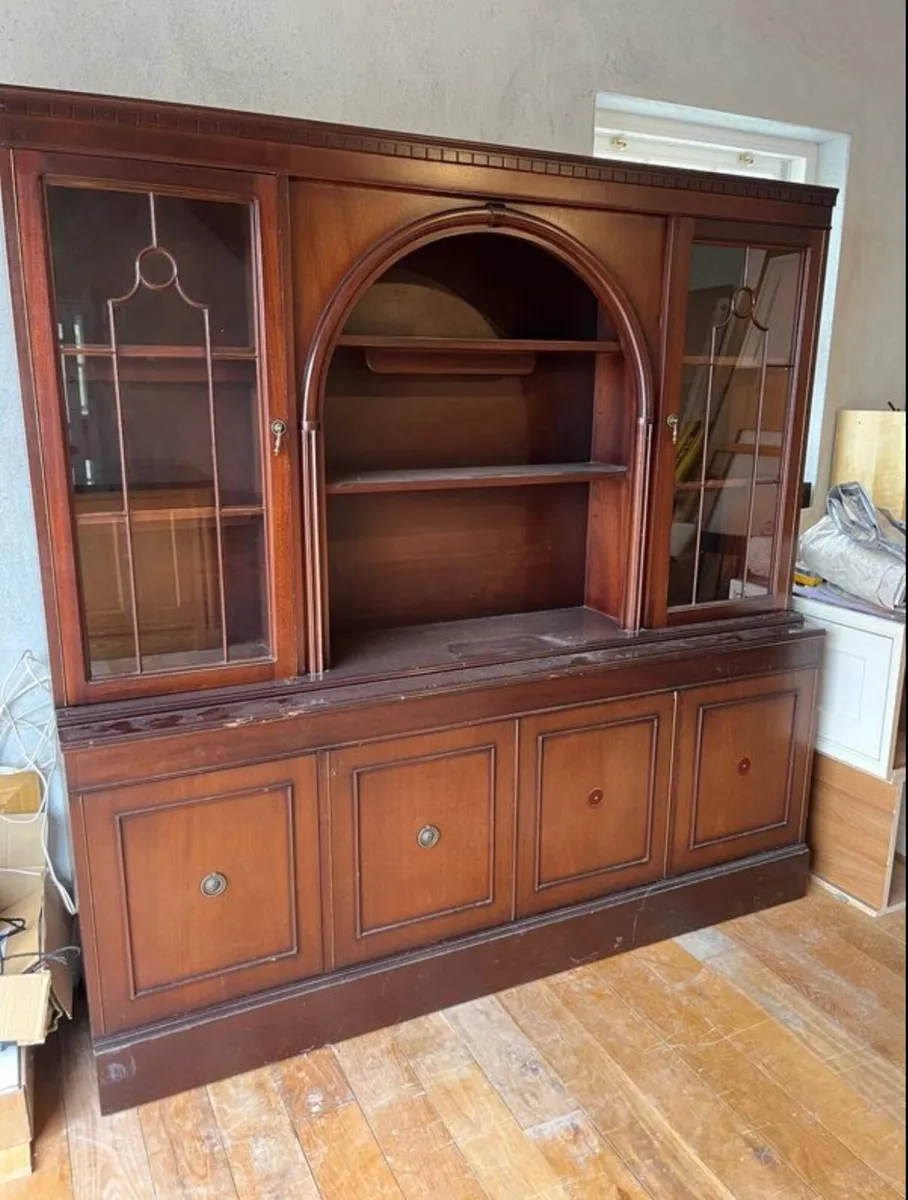 Display Cabinet - Image 2