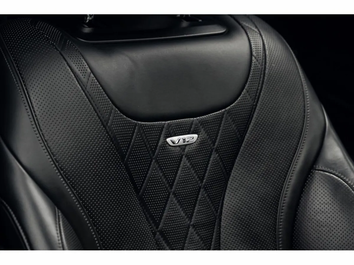 Mercedes-Benz Maybach S600. - Image 4