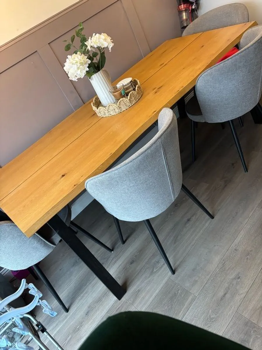 Dining table - Image 3