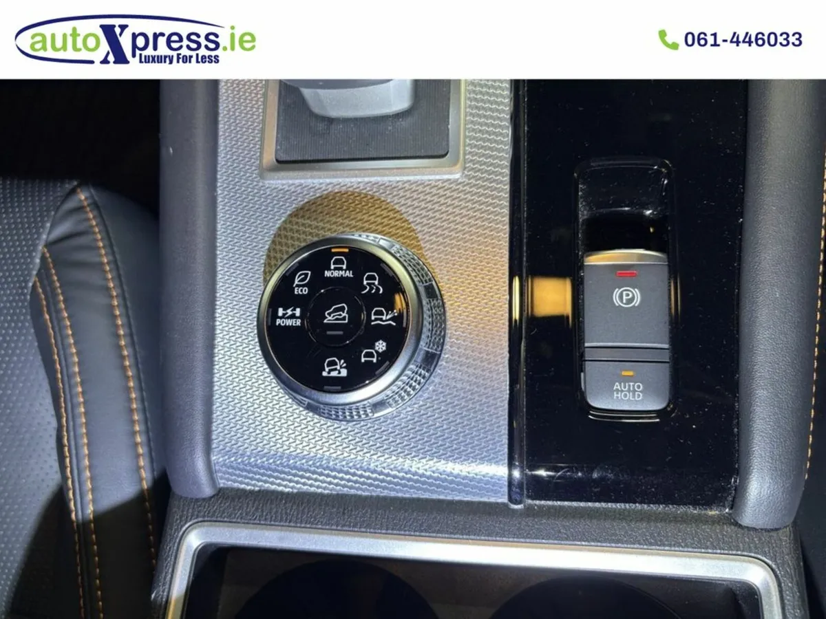 Mitsubishi Outlander PHEV 4WD P – LUXURY 7-SEATER - Image 4