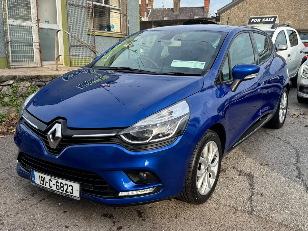 Renault Clio Ideal starter car - Image 3