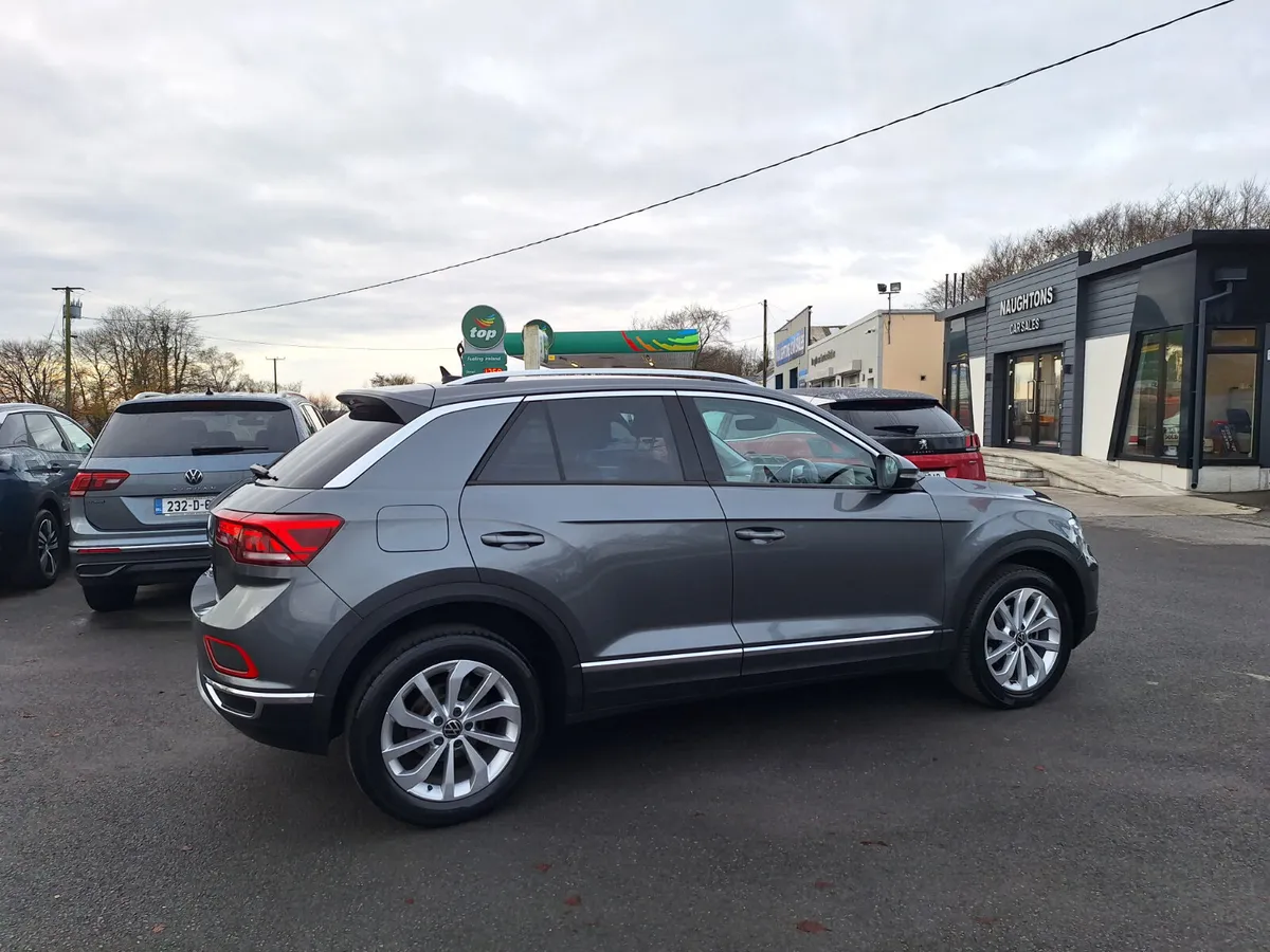 Volkswagen T-Roc 2.0 Tdi Style *Camera/App Connect - Image 3