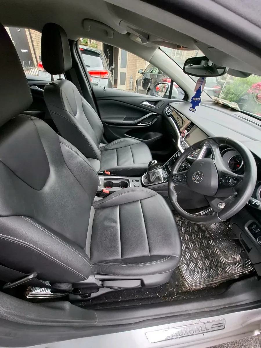 Vauxhall Astra 2019 - Image 4