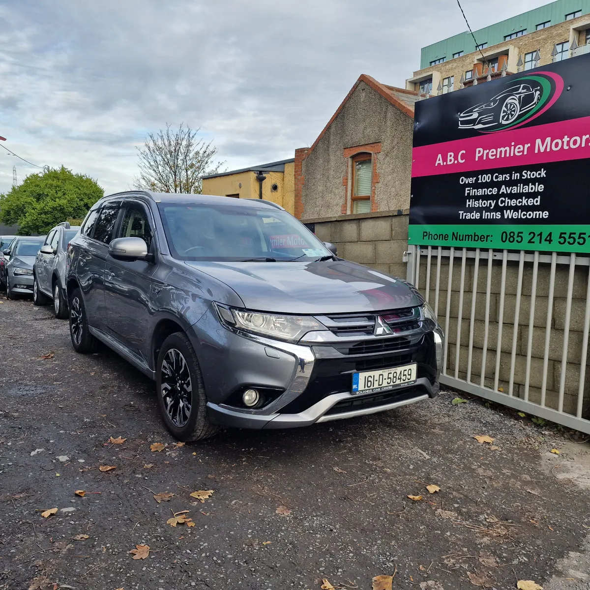 Mitsubishi Outlander 2016 Nct And Tax - Image 1