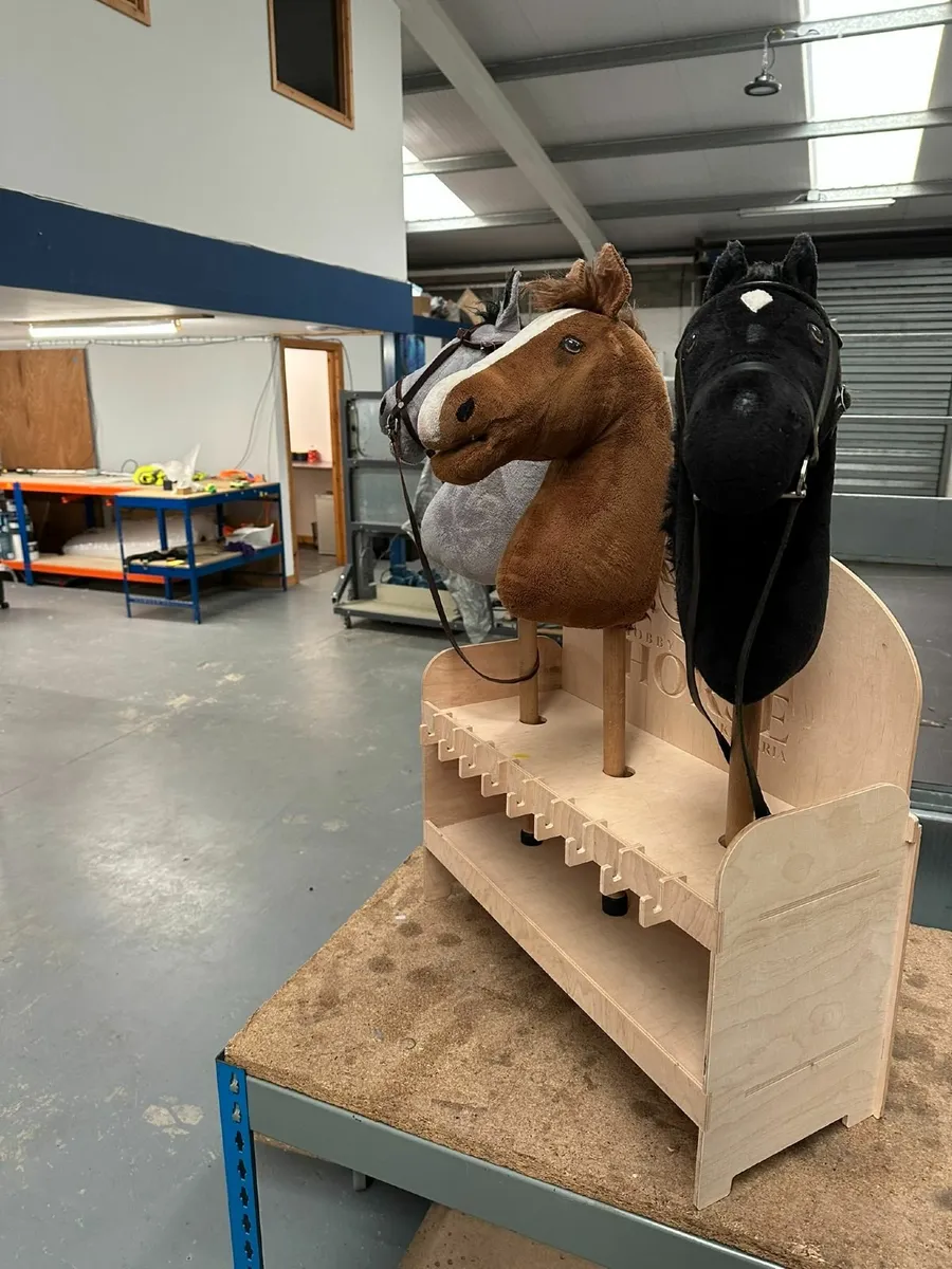 Hobby Horse - Image 3