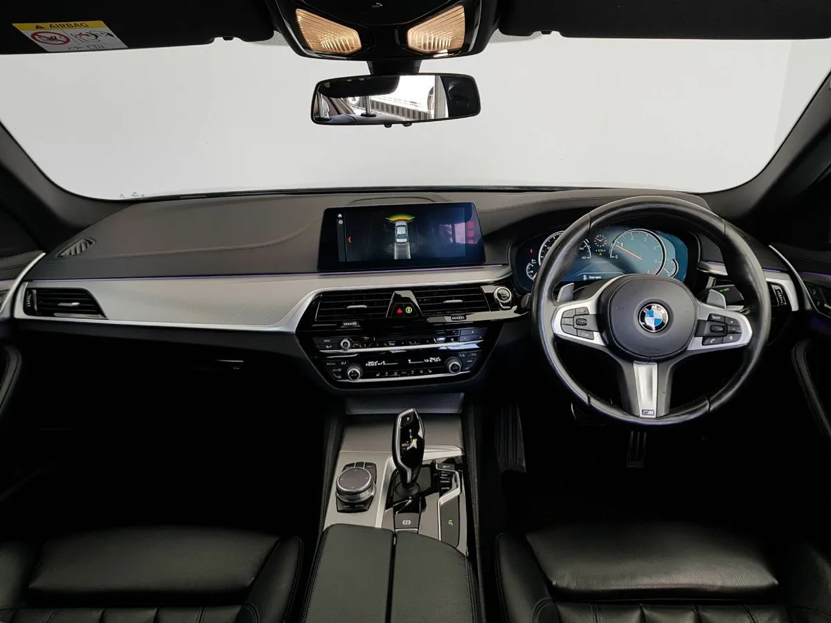BMW 5-Series 2017 - Image 2