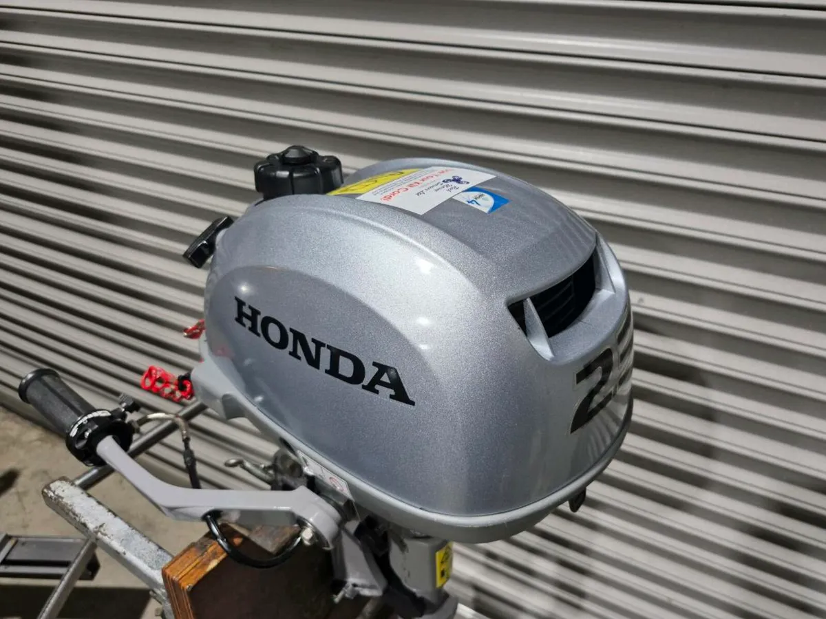 Honda 2.3hp boat outboard motor 4 stroke short - Image 3
