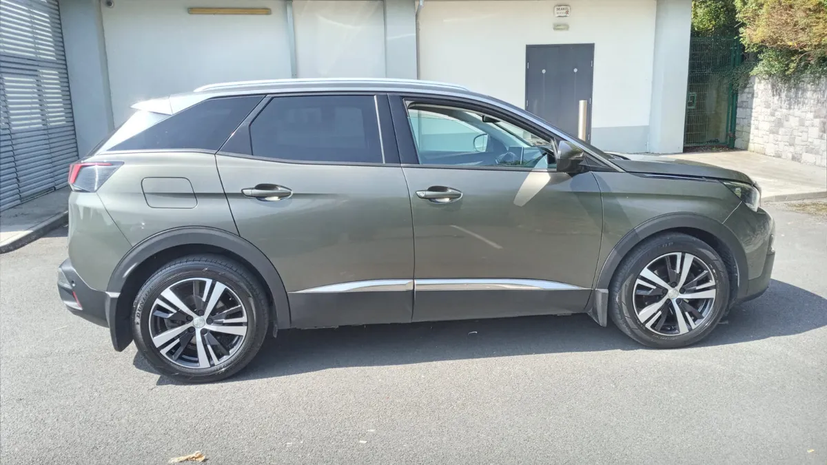 PEUGEOT 3008 / 2019 / 1.5 DIESEL / MANUAL - Image 4