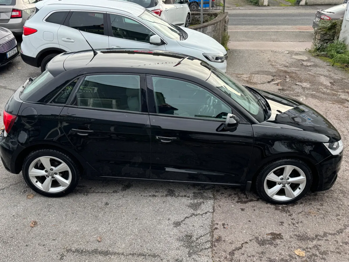 Audi A1 sportback clean car - Image 3