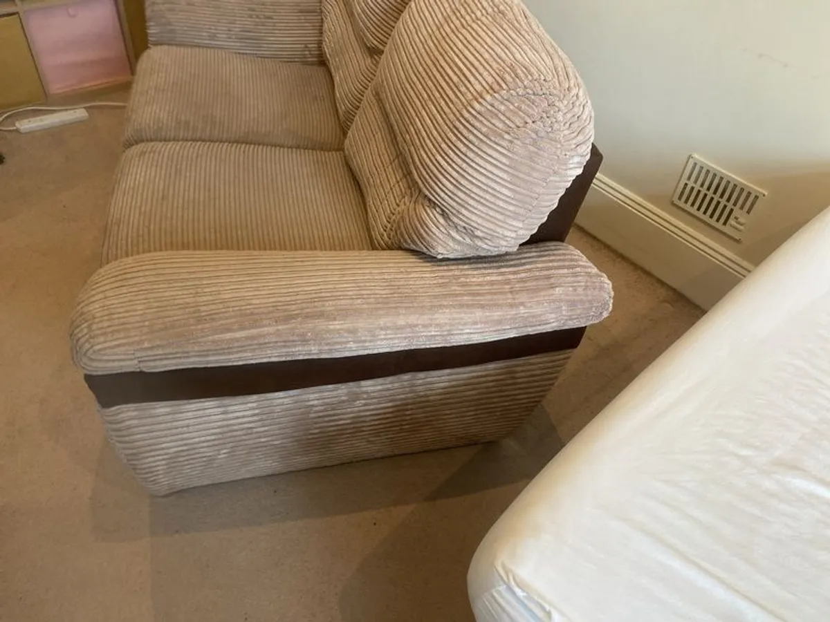 2 seater sofa - Image 4