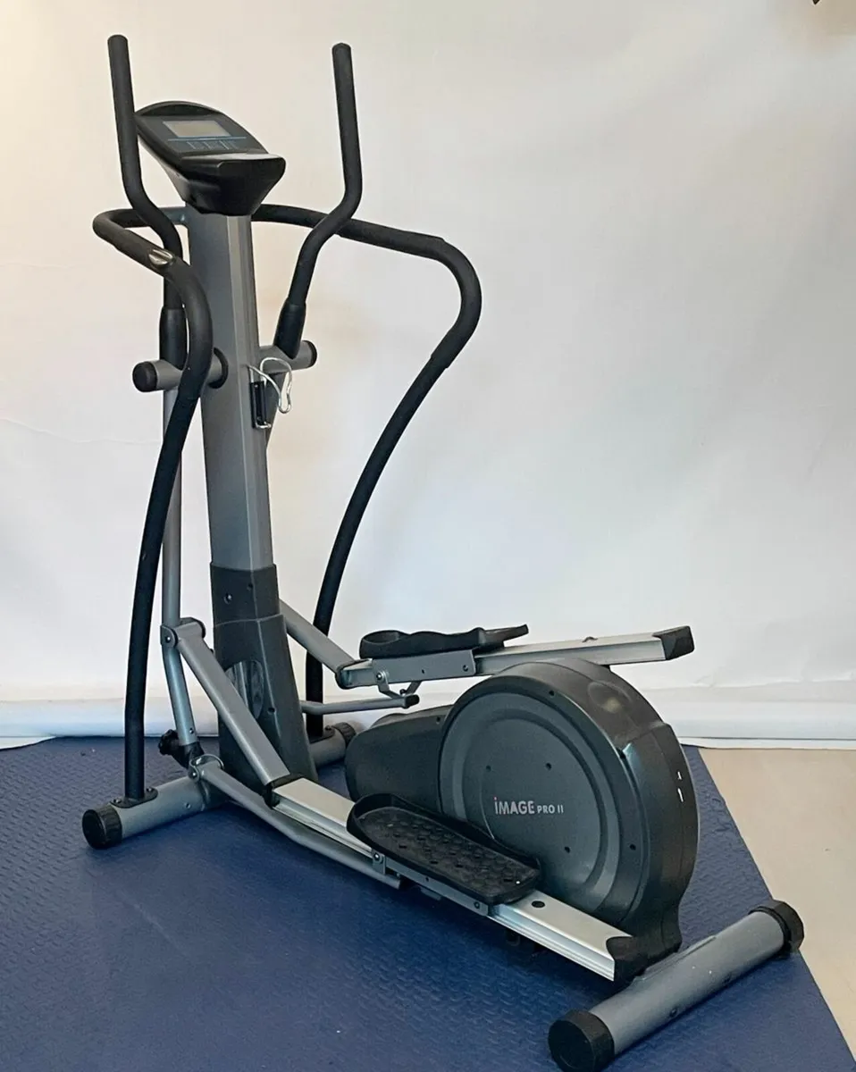 Image Pro 2 cross trainer - Image 1