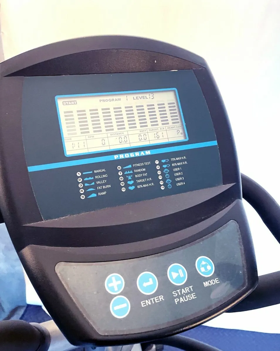 Image Pro 2 cross trainer - Image 3