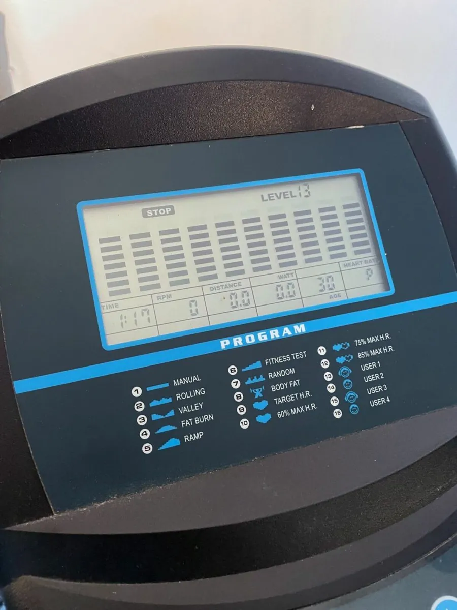 Image Pro 2 cross trainer - Image 4