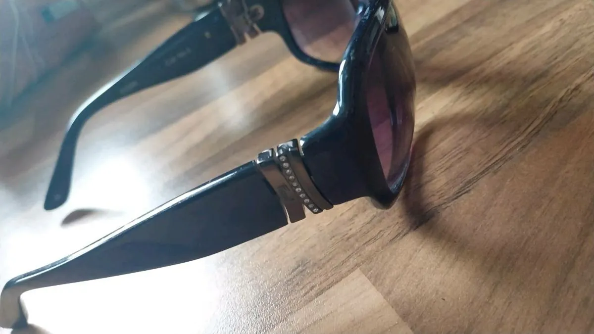 Fossil sunglassss - Image 1