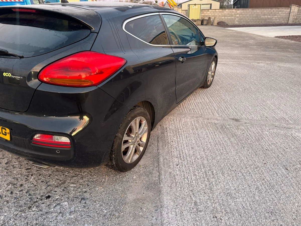 13 kia pro Ceed parts - Image 2