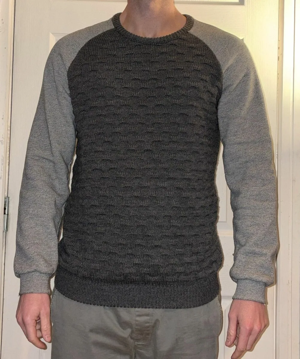 Pull & Bear Jumper - Image 1