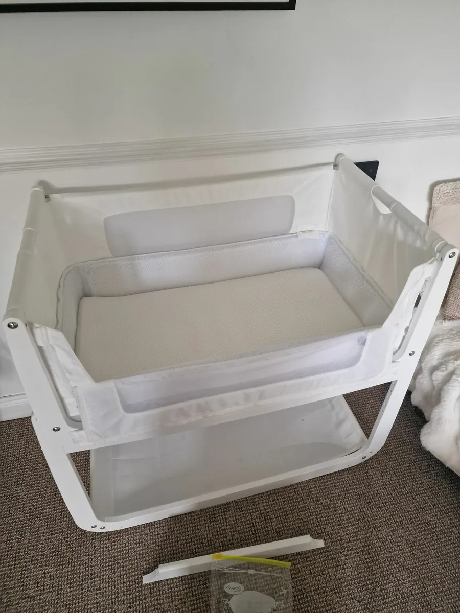 Snuzpod 4 next to me cot crib - Image 1