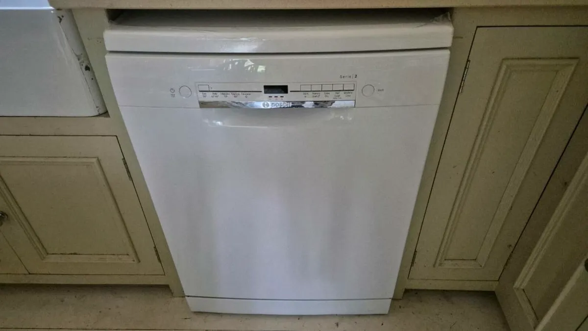 Bosch Series 2 dishwasher - Image 1