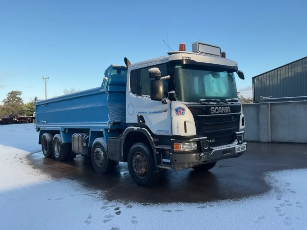 2014 Scania P410 8x4 Steel Tipper - Image 1