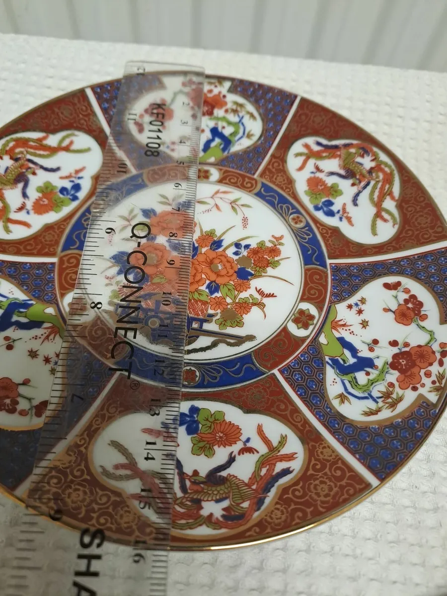 Vintage Imari camelias and phoenix plate - Image 3