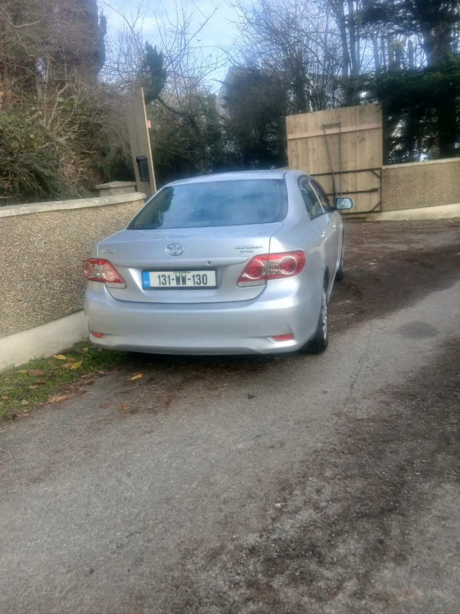 Toyota corolla - Image 2