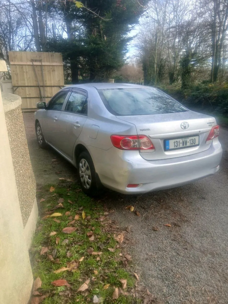 Toyota corolla - Image 4