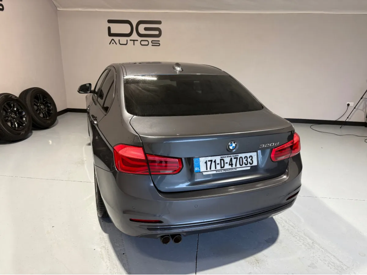 BMW 3-Series F30 D EFFICIENCY DYNAMICS SPORT  - LO - Image 4