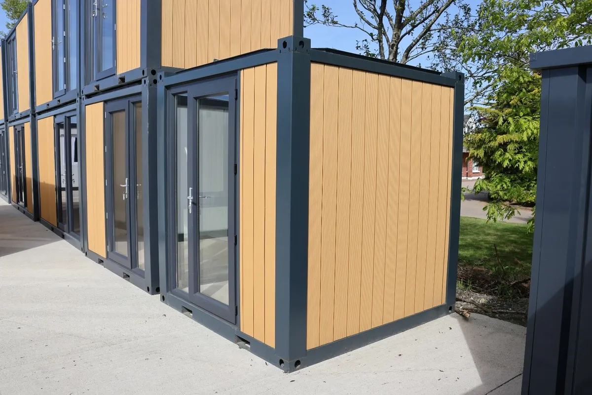 2.2M x 2.2M Home Office - Image 3