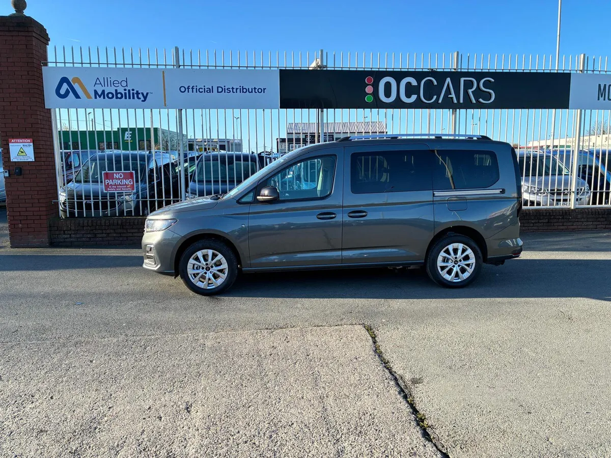 New Ford Tourneo Connect Adavnce -DFW/Upfront Pass - Image 2