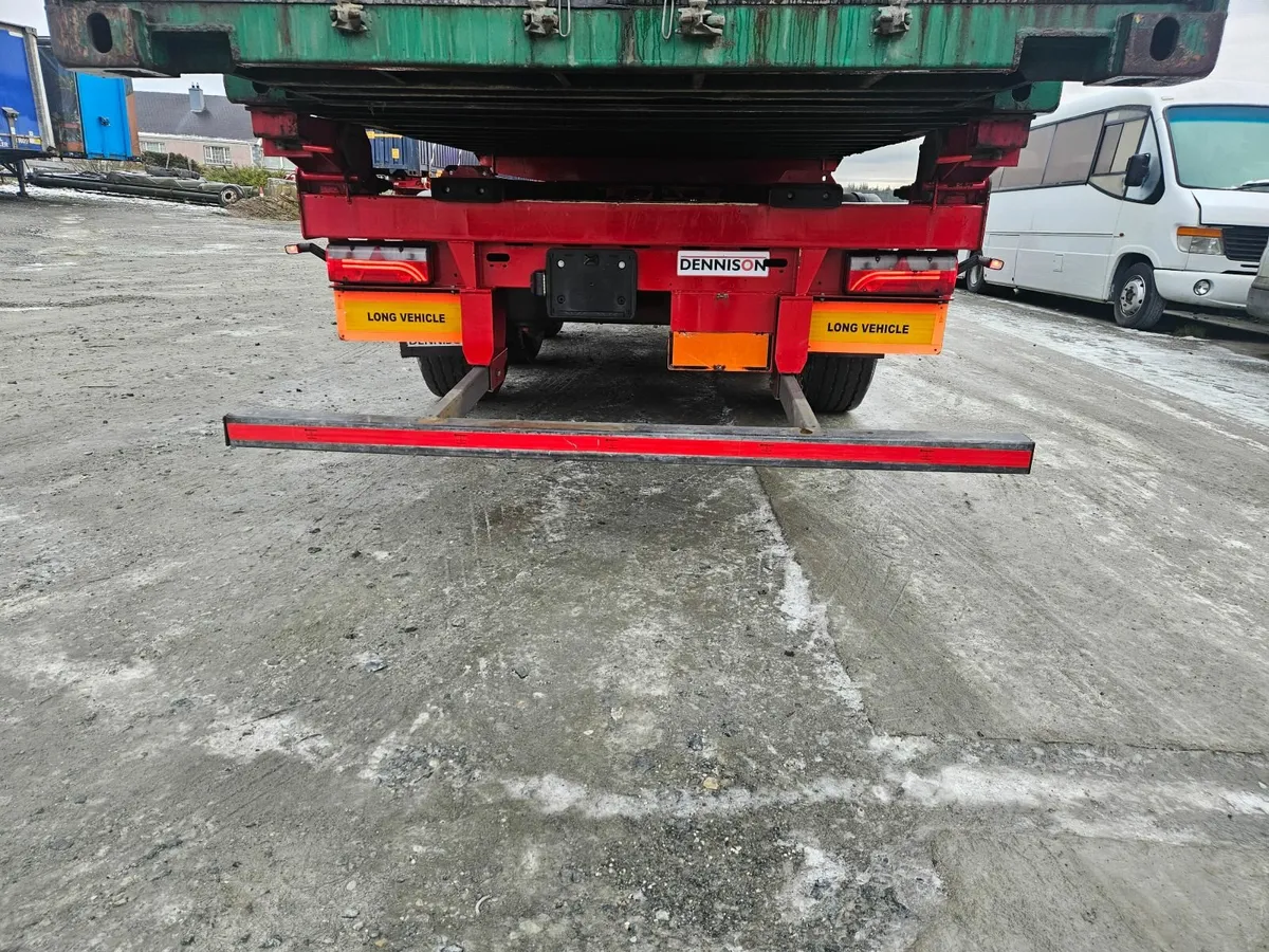 2021 Dennison Skeletal Trailer - Image 3