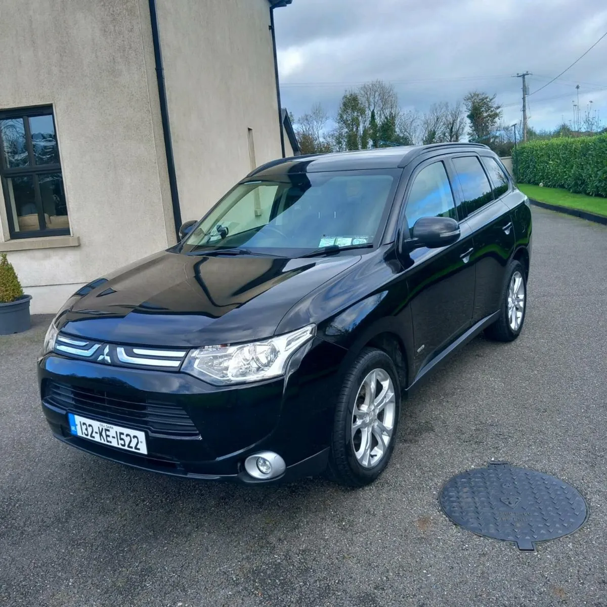 Mitsubishi Outlander 2.2 Diesel 7 Seater - Image 2