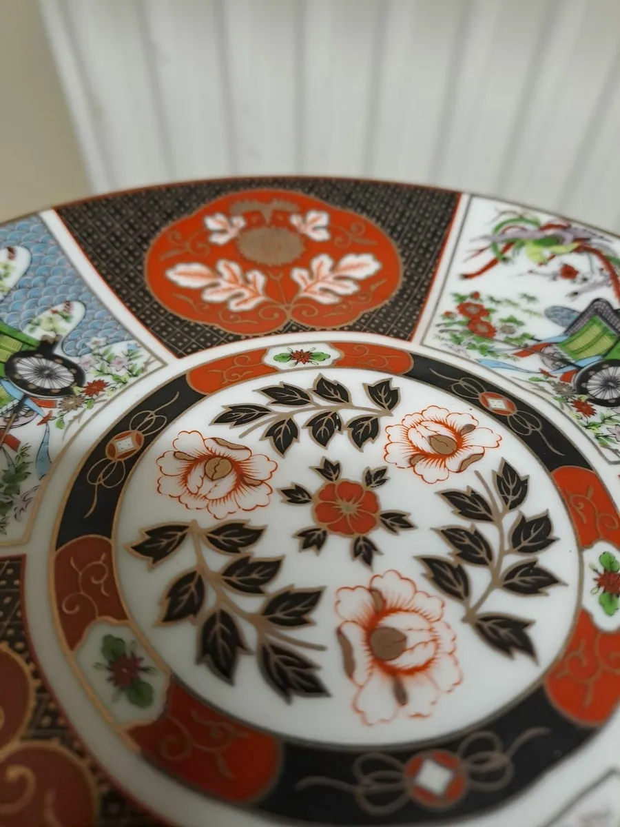 Imari rickshaw and phoenix plate - Image 2
