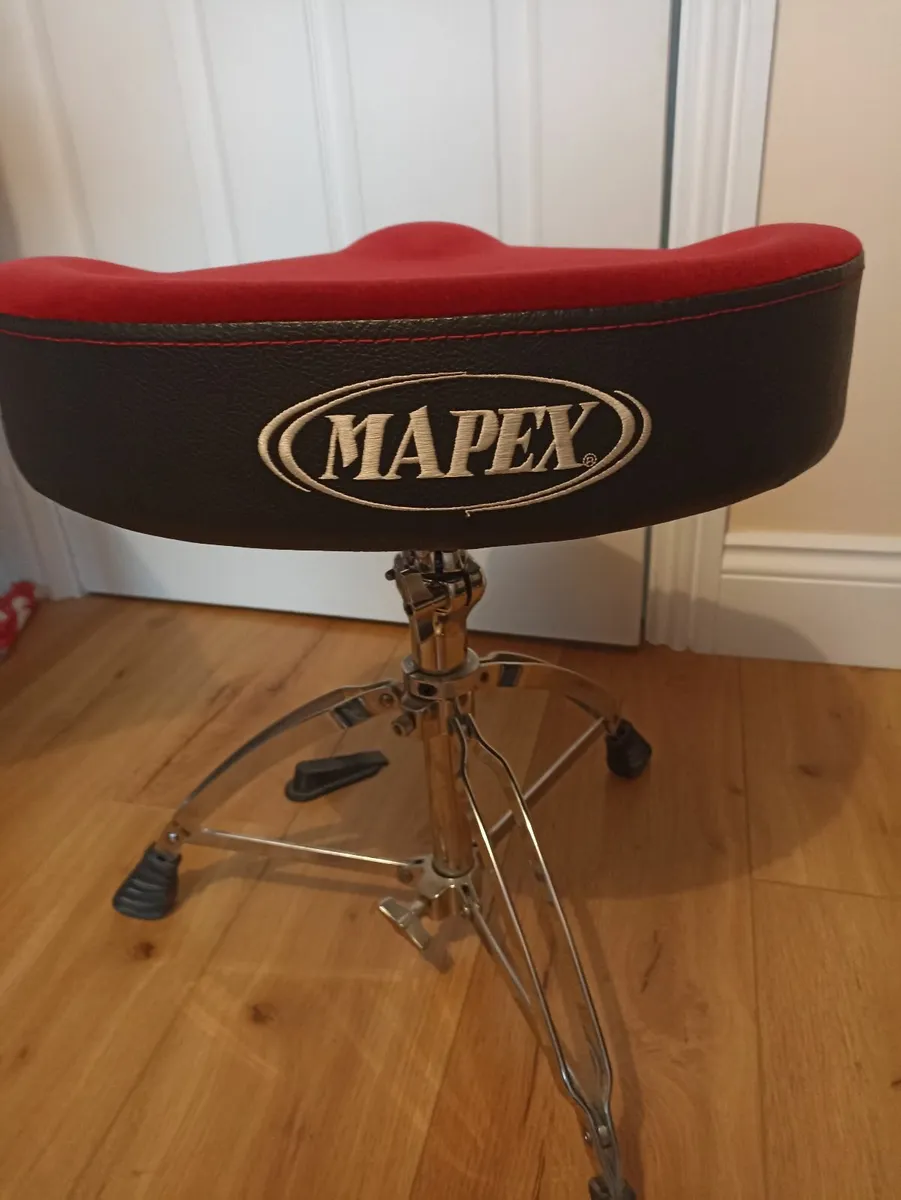 Musicians stool - Image 1